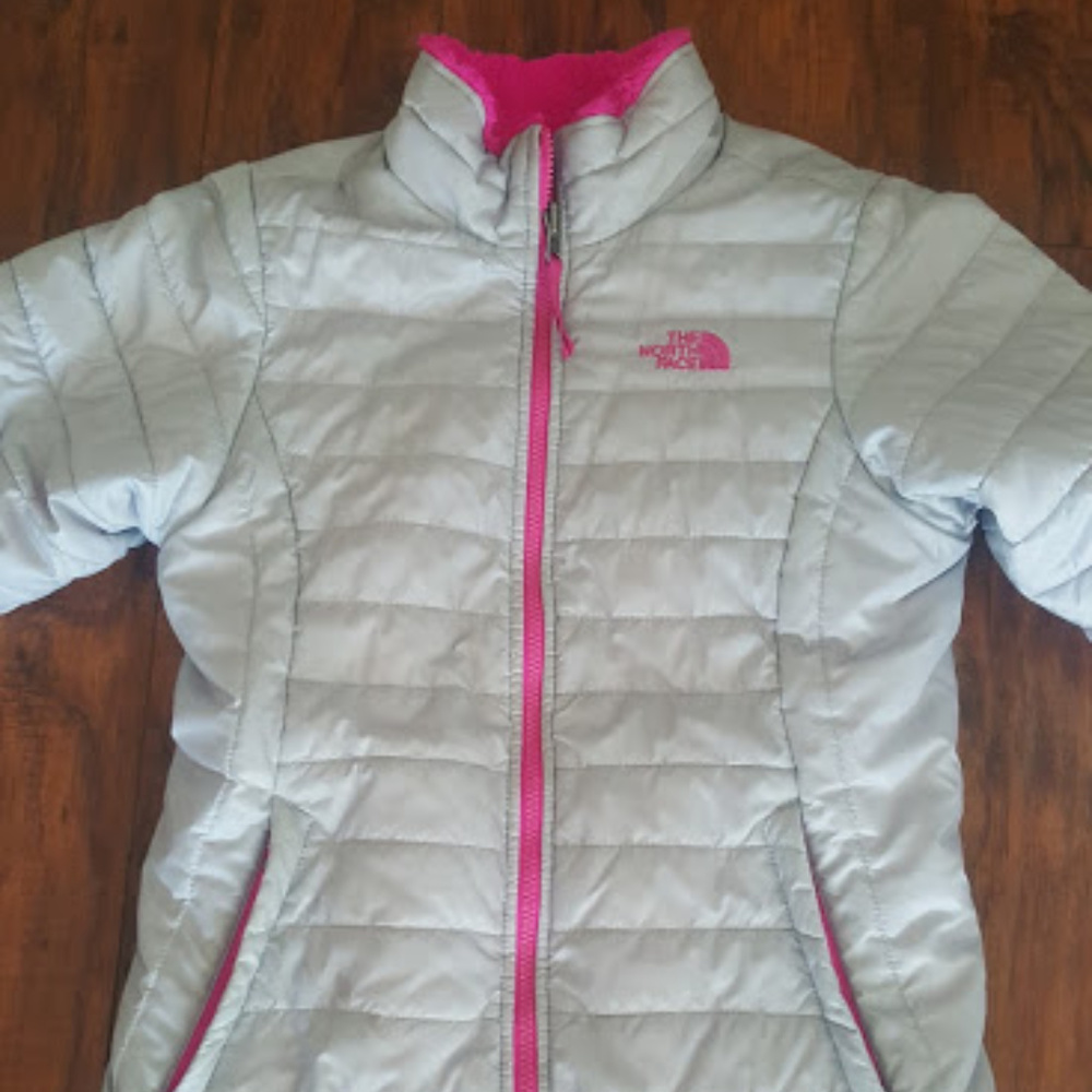 Girls North Face 14/16 reversible grey/pink coat